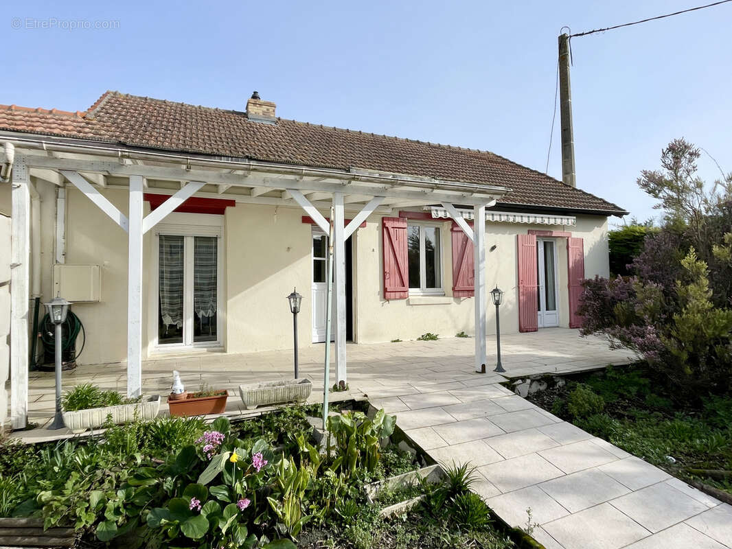 Maison à DIVES-SUR-MER