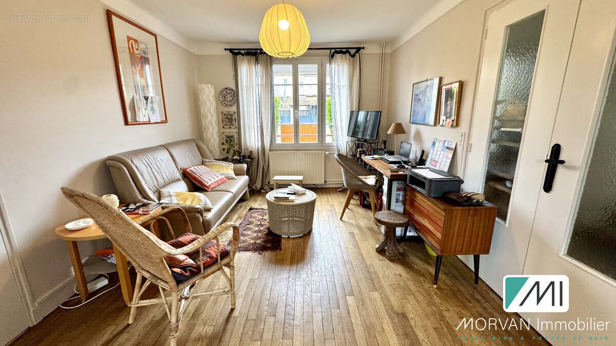 Maison à LA BOISSIERE-ECOLE