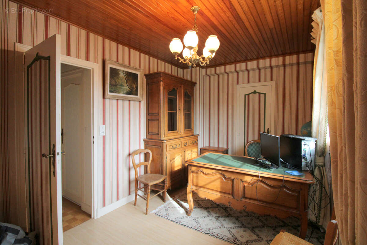 Maison à IVRY-LA-BATAILLE