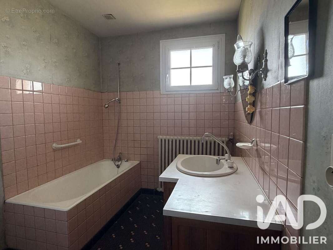 Photo 8 - Maison à SAINT-MAURICE-DES-NOUES