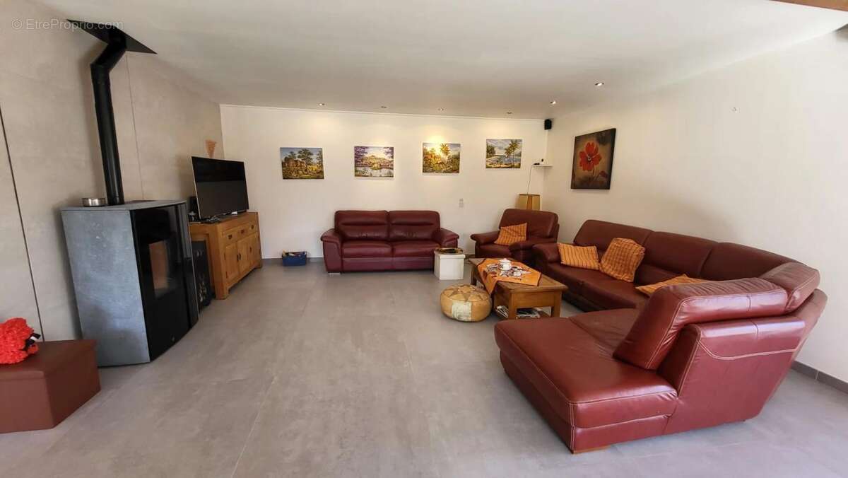 Maison à GAGEAC-ET-ROUILLAC