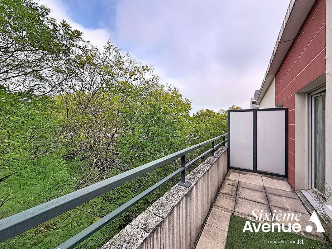 Appartement à LYON-8E