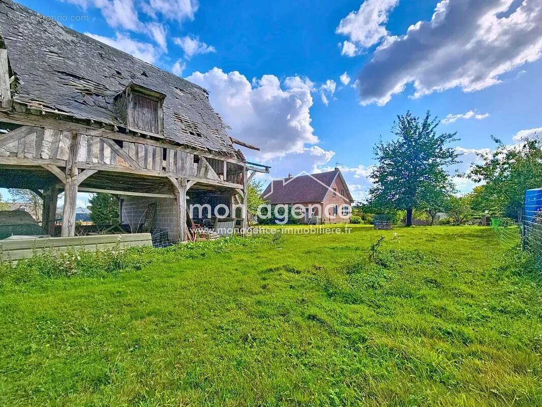 Maison à LA NEUVILLE-CHANT-D'OISEL