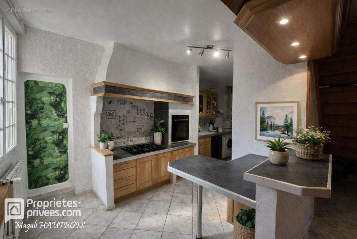 Maison à SAINT-HILAIRE-DU-HARCOUET