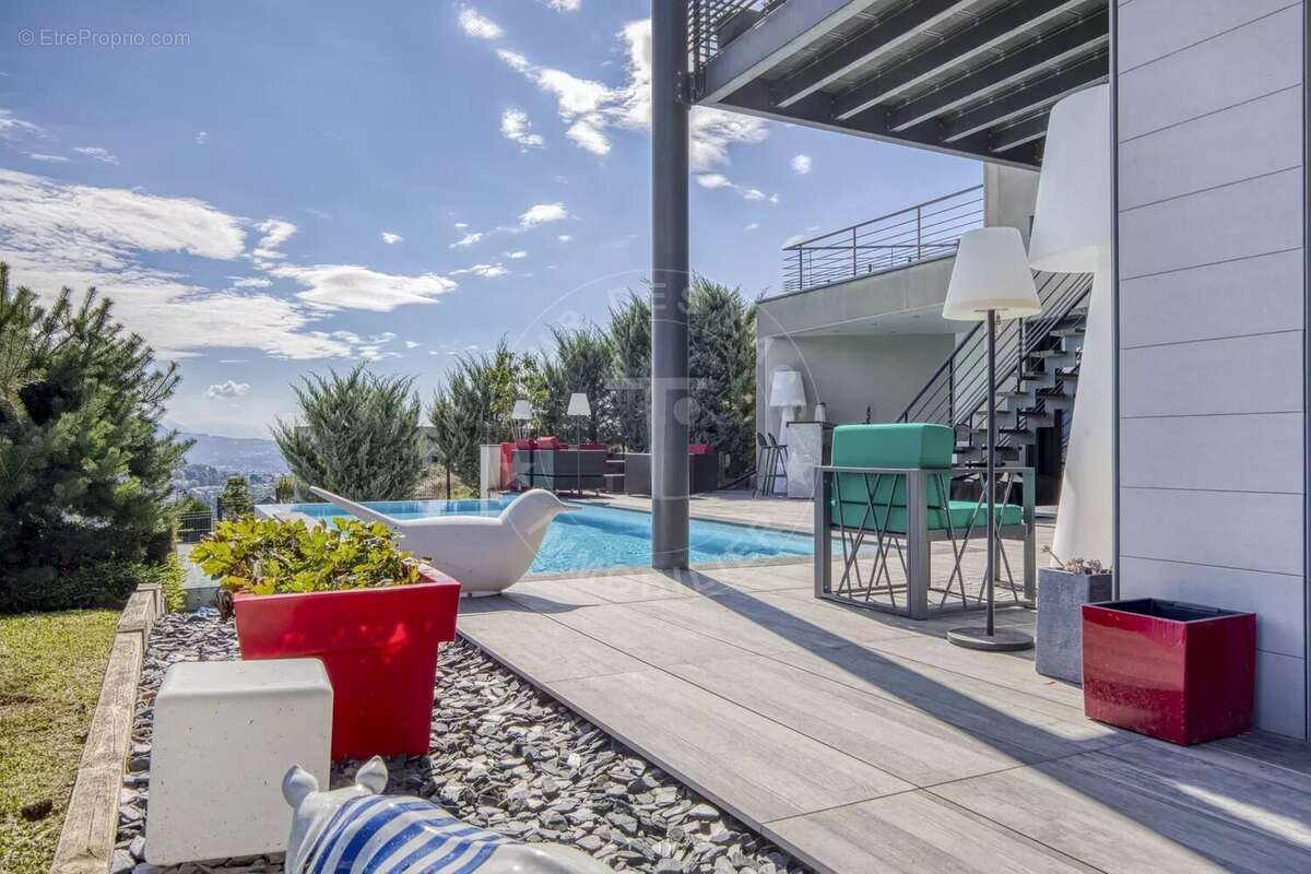 Annecy nord - villa de 4 chambres - 310 m2 au sol - photo 13