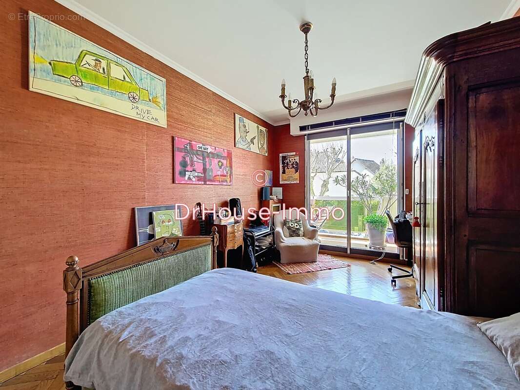 Appartement à LE BOURGET