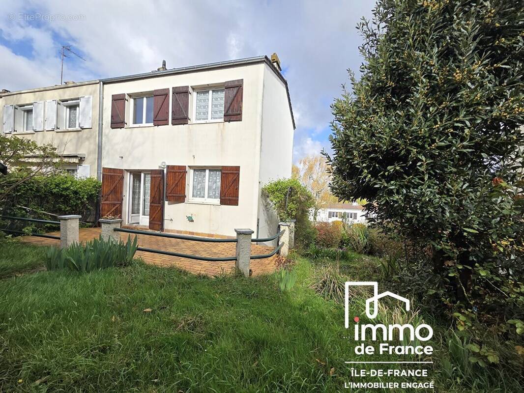 Maison à LONGJUMEAU