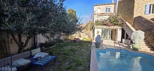 Maison à MOUSSAN