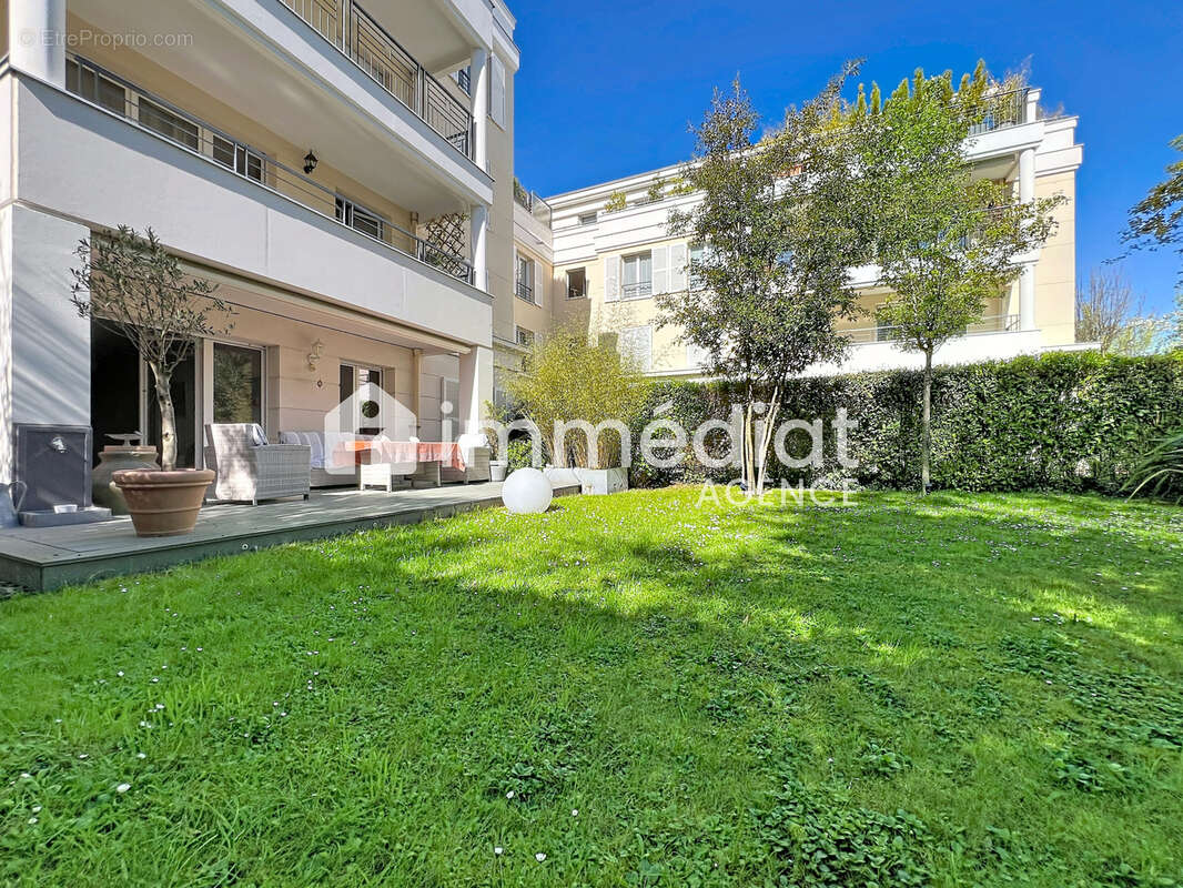 Appartement à RUEIL-MALMAISON