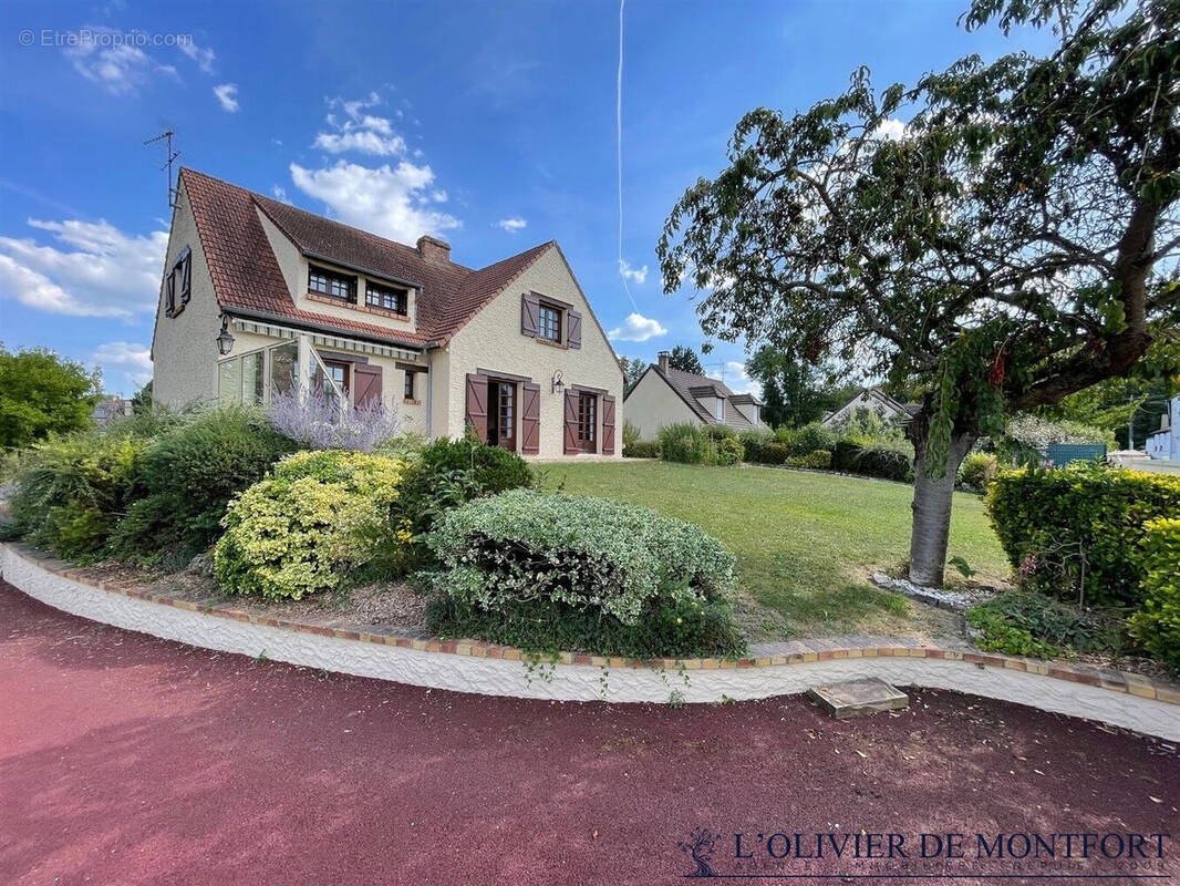 Maison à MONTFORT-L'AMAURY