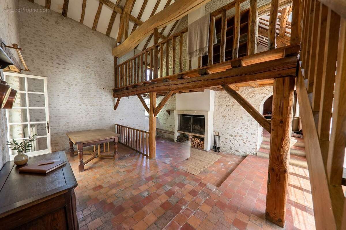 Maison à MEREVILLE