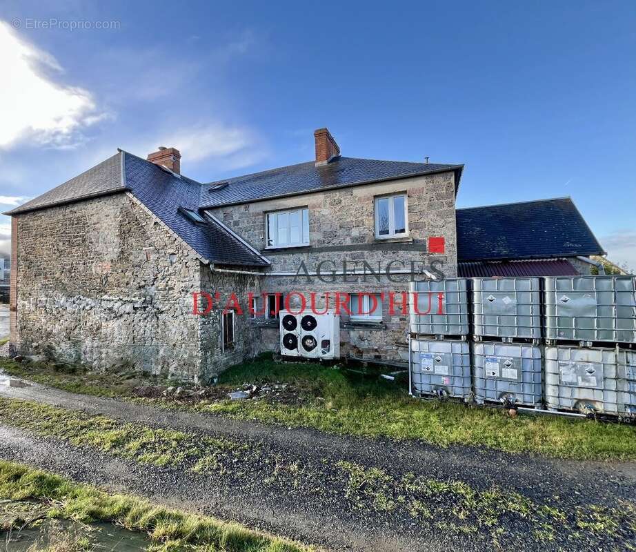 Maison à LE BENY-BOCAGE