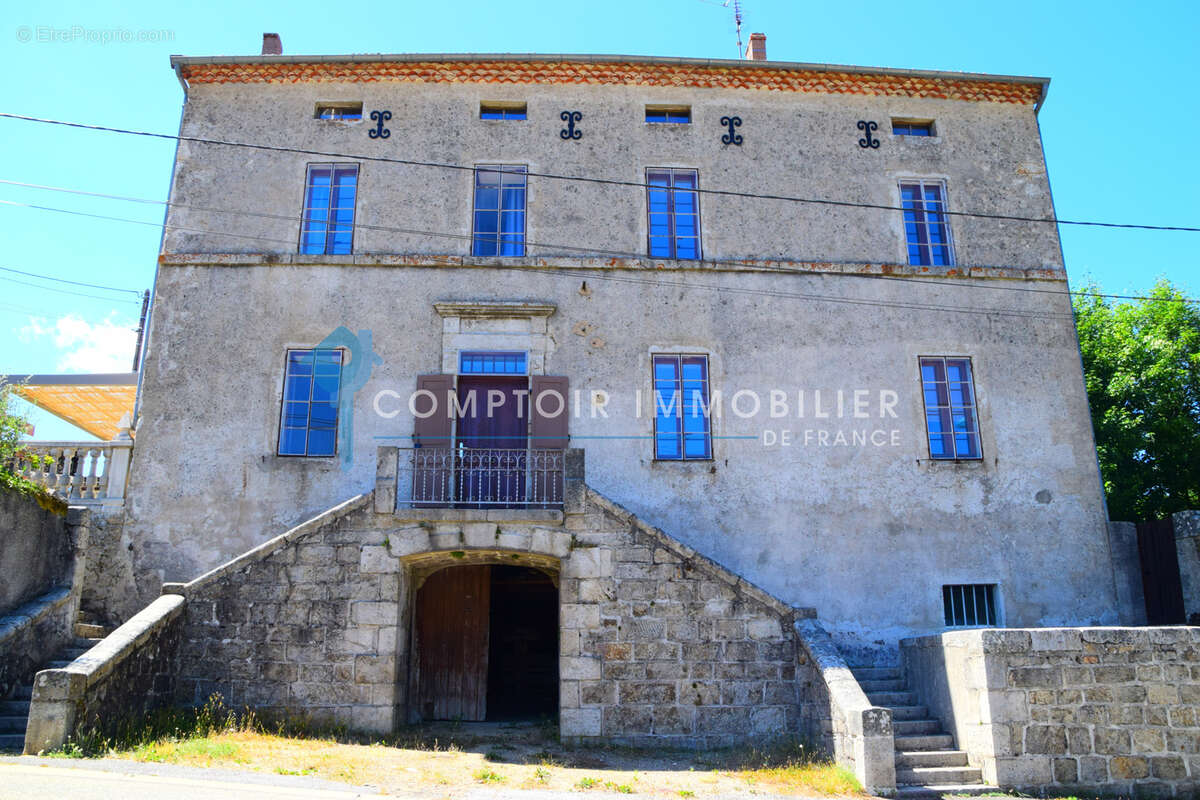 Dépt. 07 -  A VENDRE Secteur COUCOURON - Maison de maître de 160 m2 - Parcelles de 1.330 m2 - photo 8