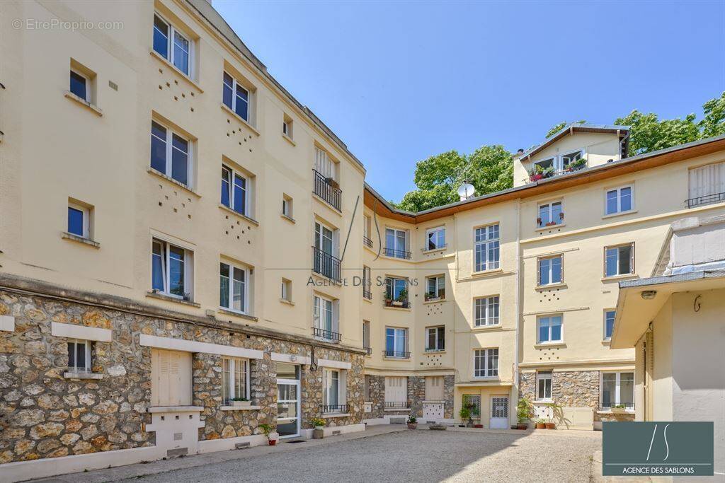 Appartement à LE VESINET