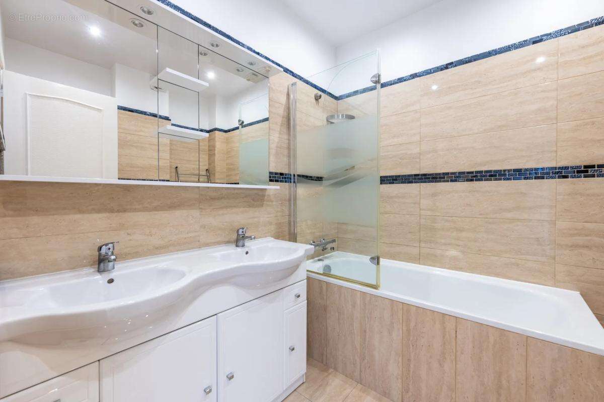 Appartement à GOUVIEUX