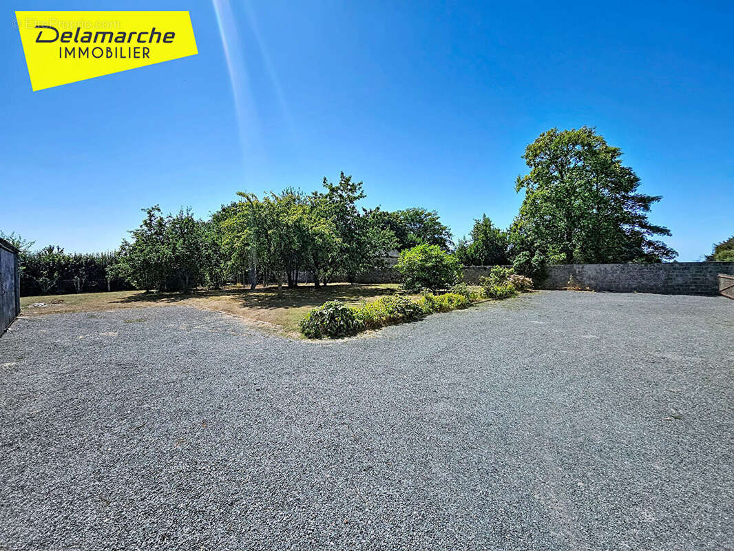 A vendre maison avec dépendance Bricqueville Sur Mer 6 pièces - photo 16
