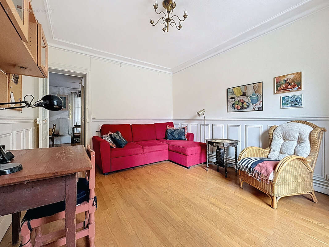 Appartement à PARIS-20E