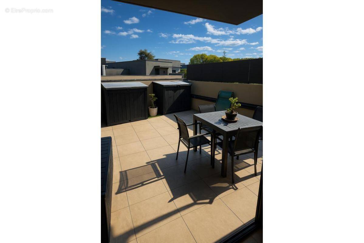 Appartement à CASTELNAU-LE-LEZ