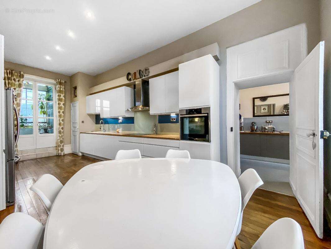 Appartement à ERNEE