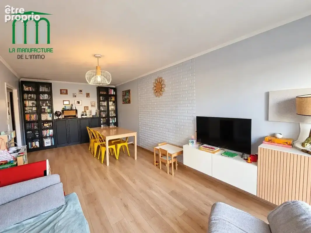 F4 87,89 m² carrez avec cave et deux garages - saint-etienne bergson - ideal famille ou investisseur - photo 2