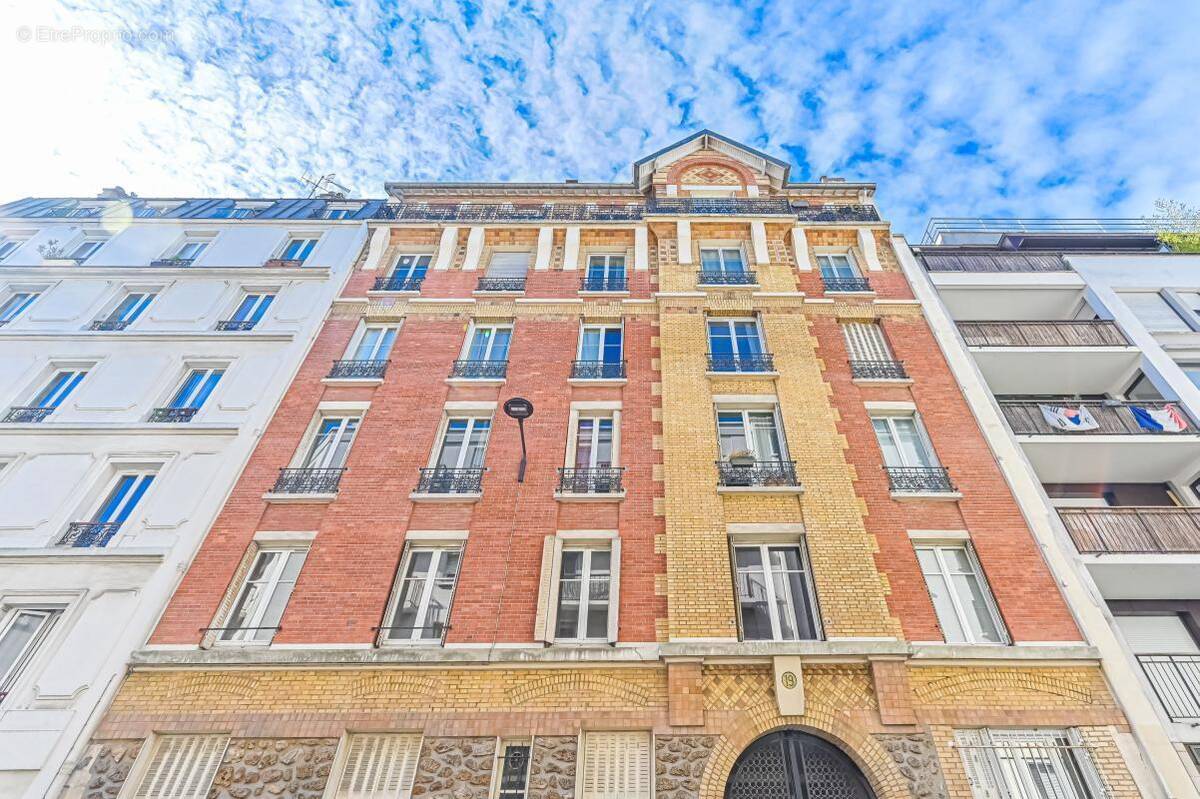 Appartement à PARIS-18E