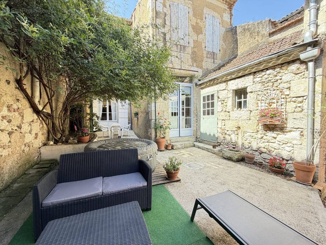 Maison à LECTOURE