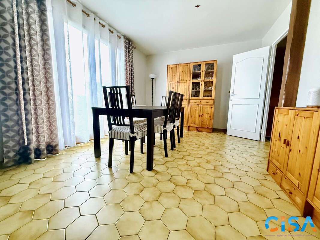 Maison à NEUILLY-EN-THELLE