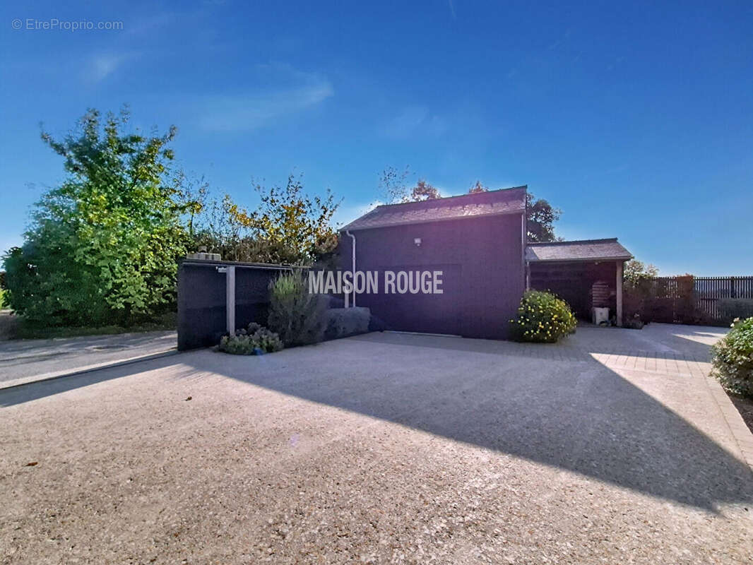 Maison à PLOUER-SUR-RANCE