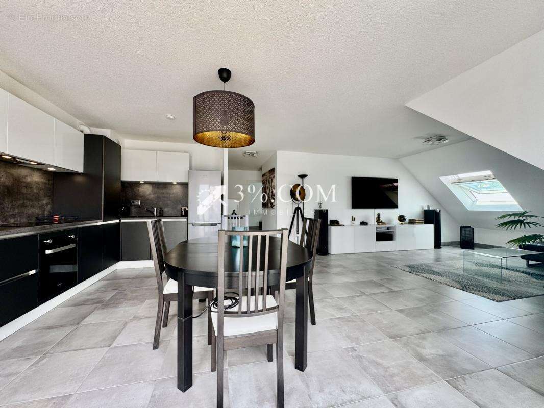 3%COM Magnifique appartement en dernier étage avec ascenseur - photo 12