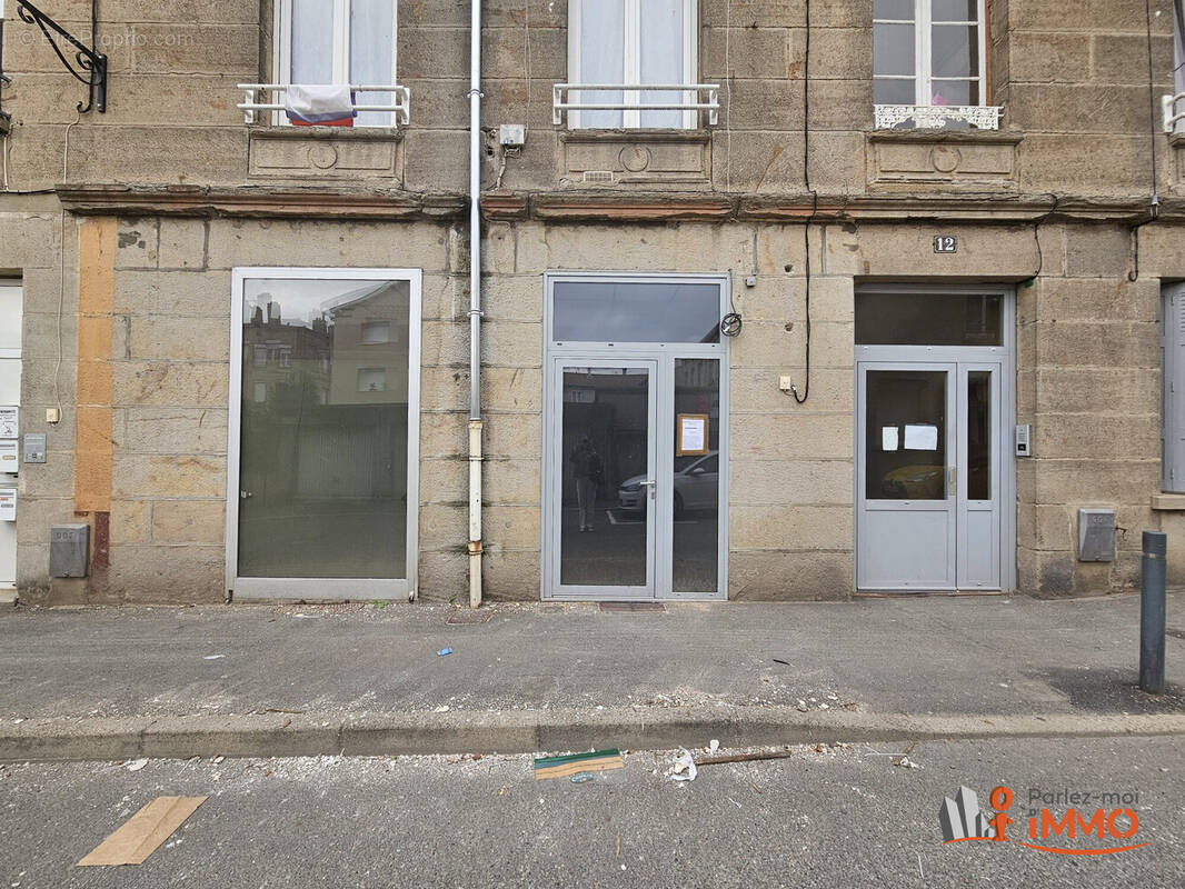 Appartement à SAINT-GENEST-LERPT