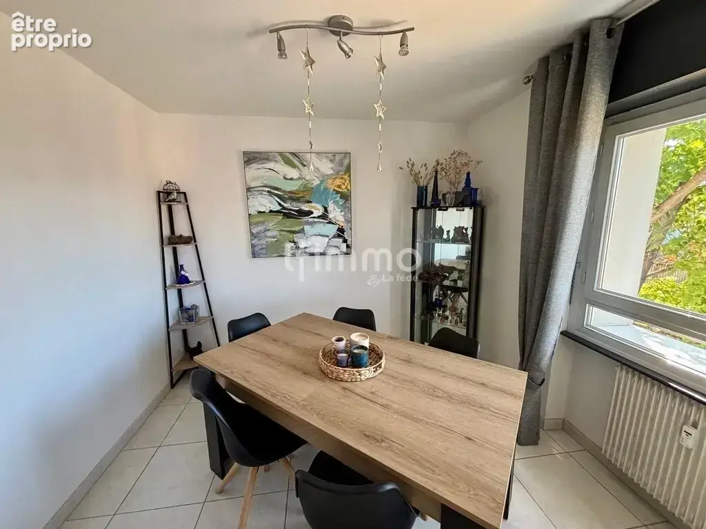 Appartement loué T3 avec balcon, cave, loggia et parking - photo 2
