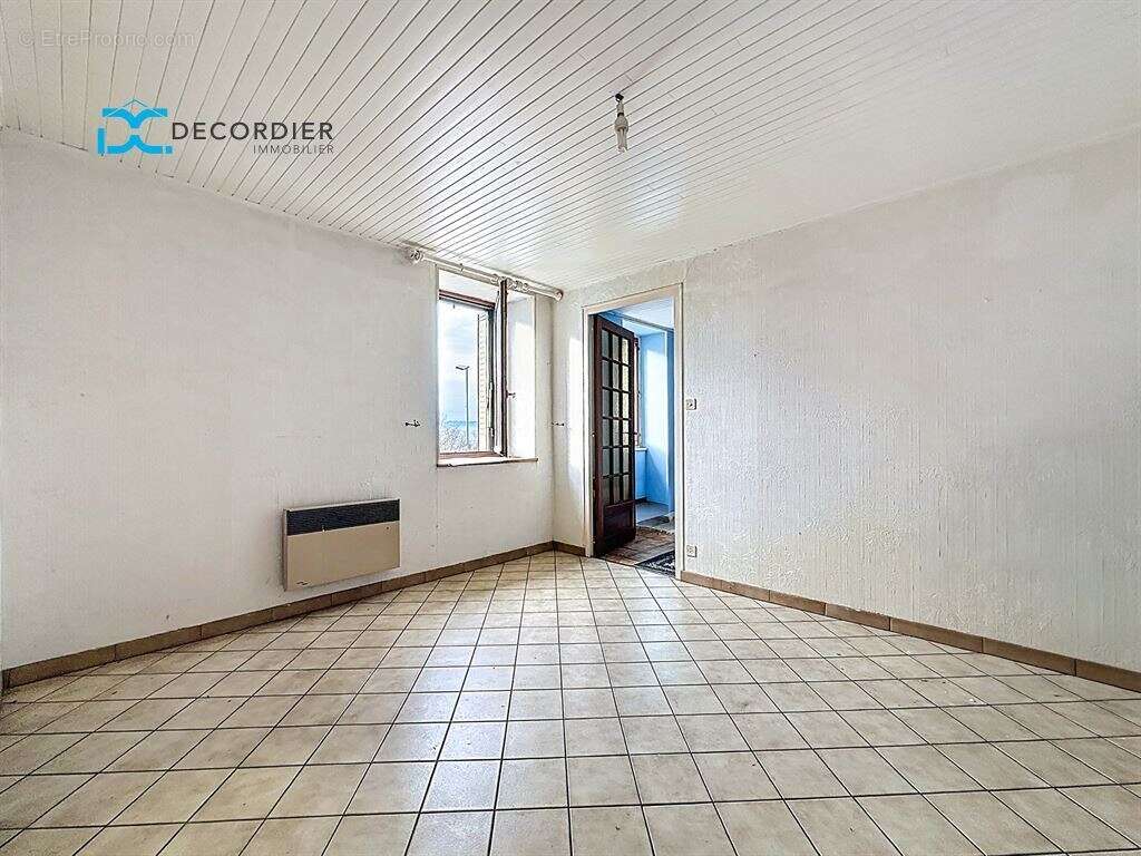 Appartement à EVIAN-LES-BAINS