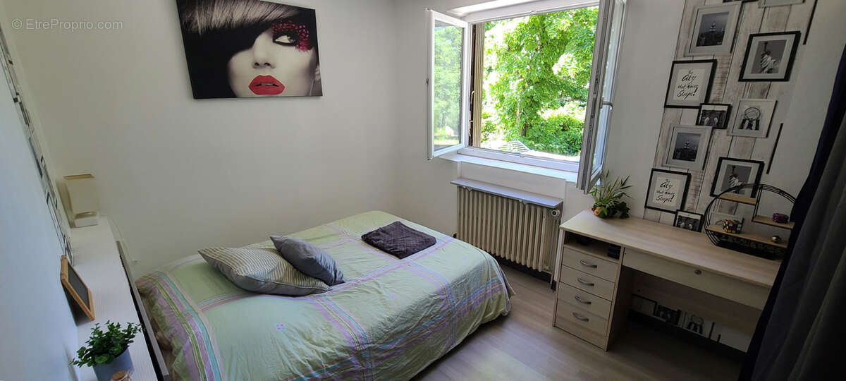 Maison familiale au calme, jardin arboré et belle vue - photo 9