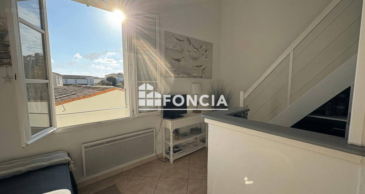 Appartement à SAINT-MARTIN-DE-RE