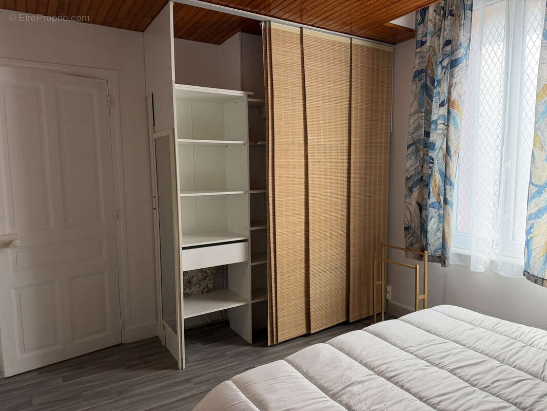 Maison 3 chambres avec cour et garages - photo 30
