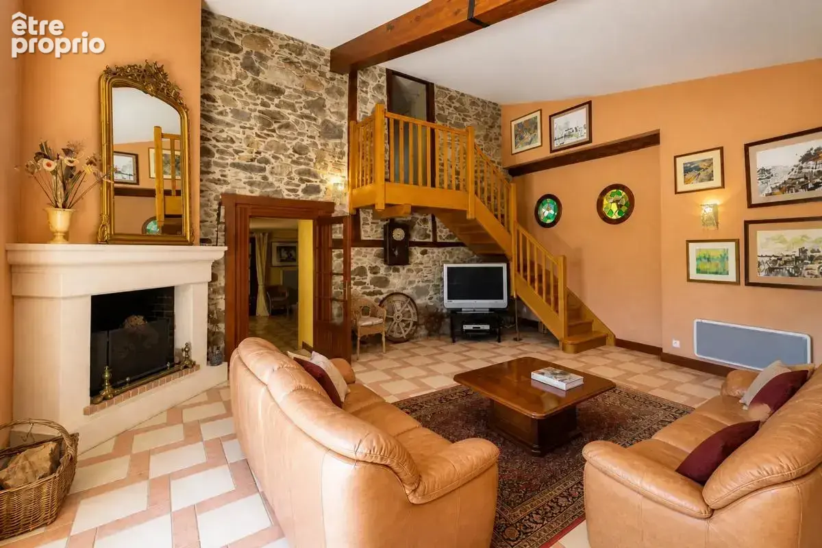 Maison de 8 pièces de 257 m² à Teillet - photo 11