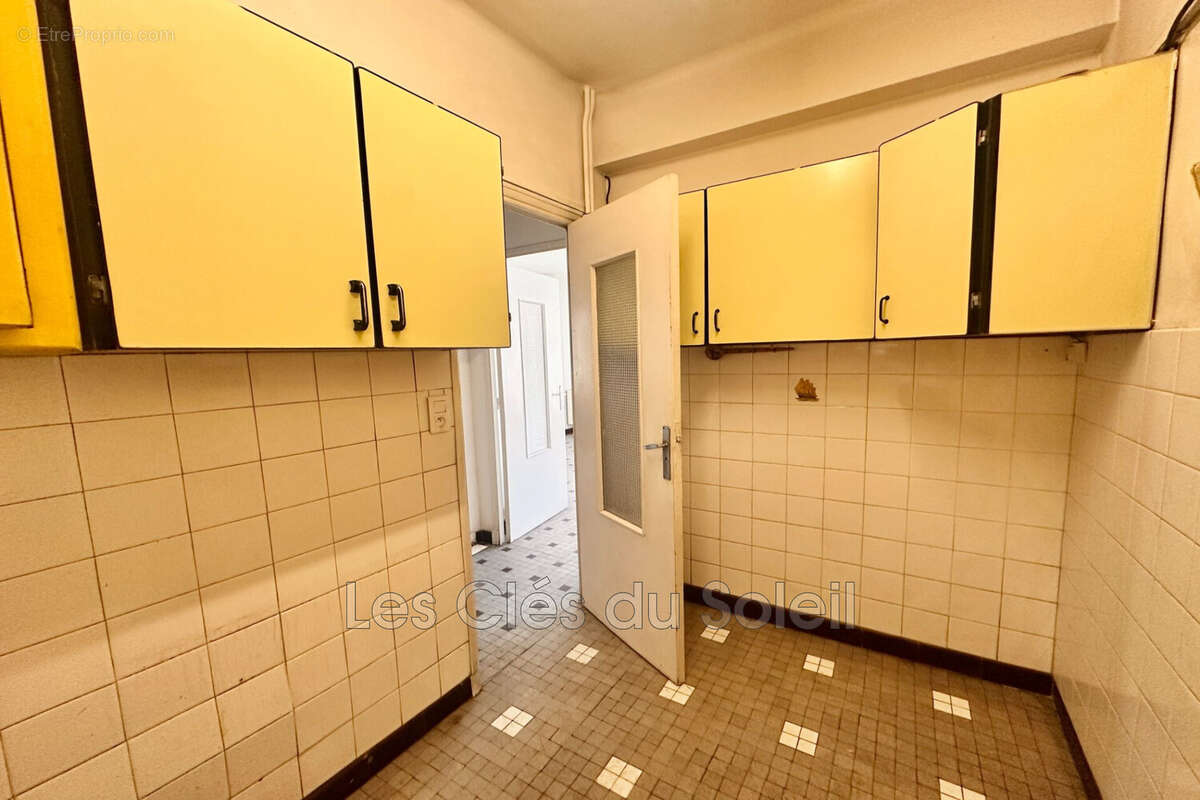 Appartement 68 m² à Toulon  - photo 2