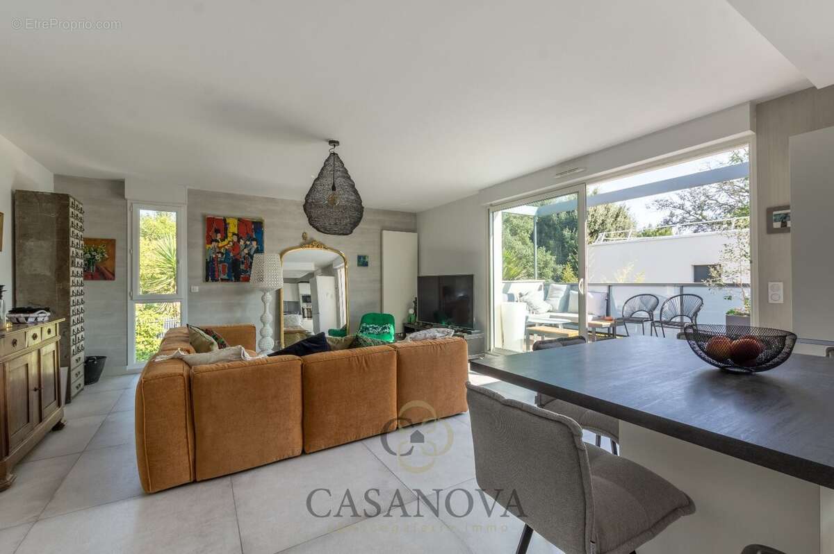 Appartement à CASTELNAU-LE-LEZ