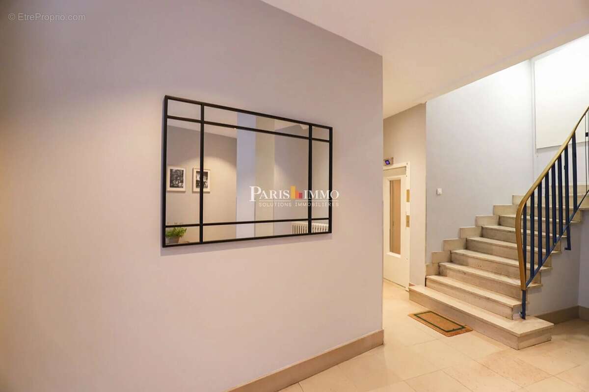 Appartement à PARIS-18E