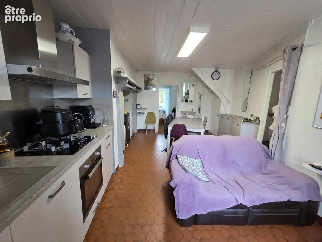 Maison 4 pièces, grange et dépendances - photo 12