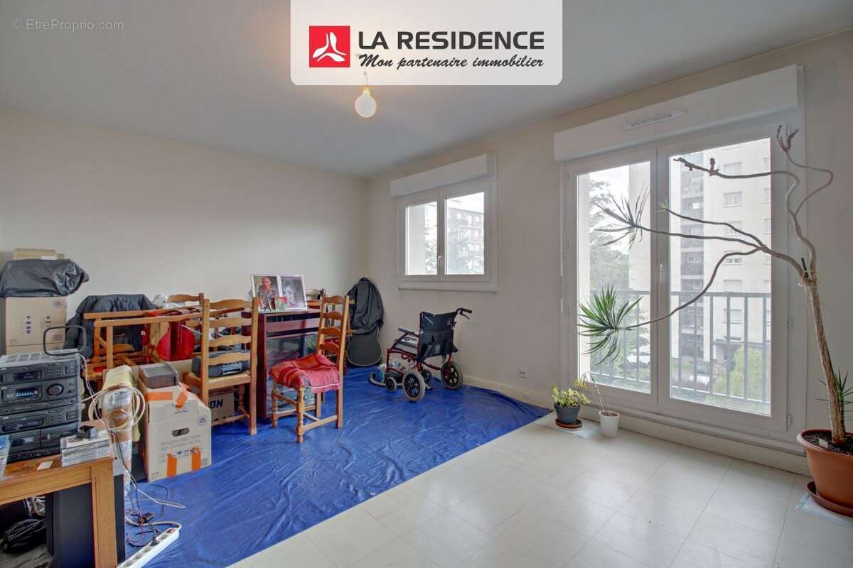 Appartement à LES MUREAUX
