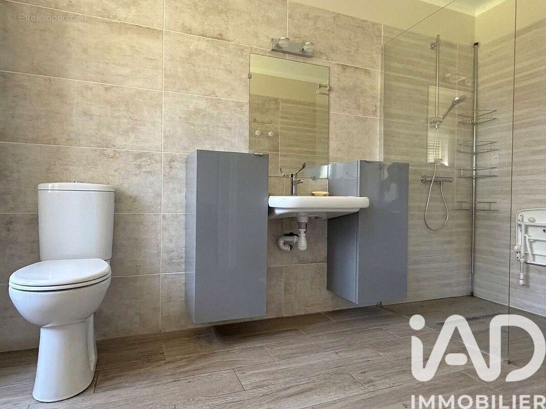 Maison 220 m² à L'hermenault  - photo 7