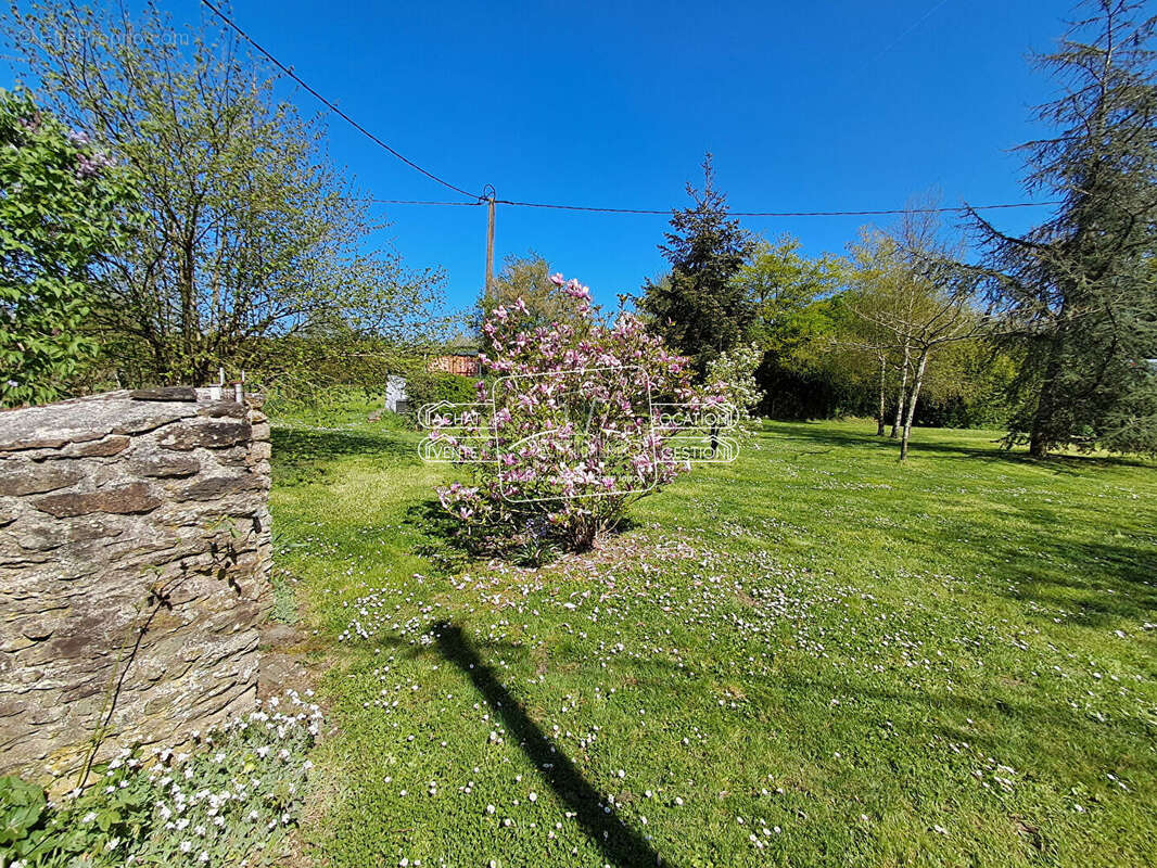 Maison à LE CELLIER