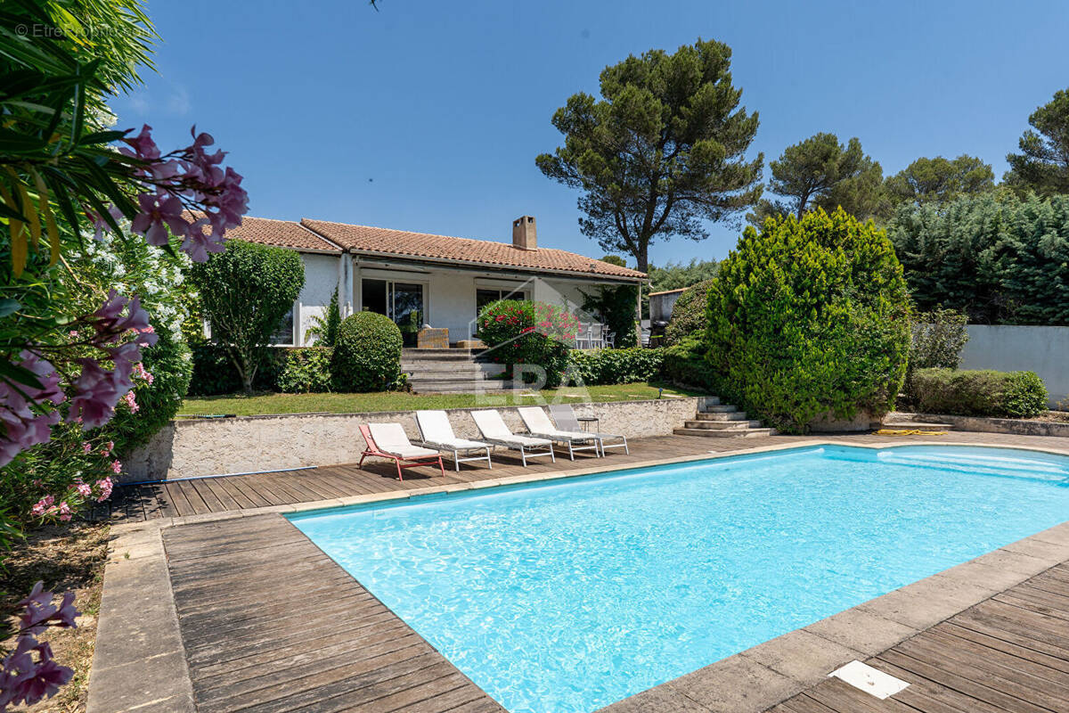 Maison à CABRIES