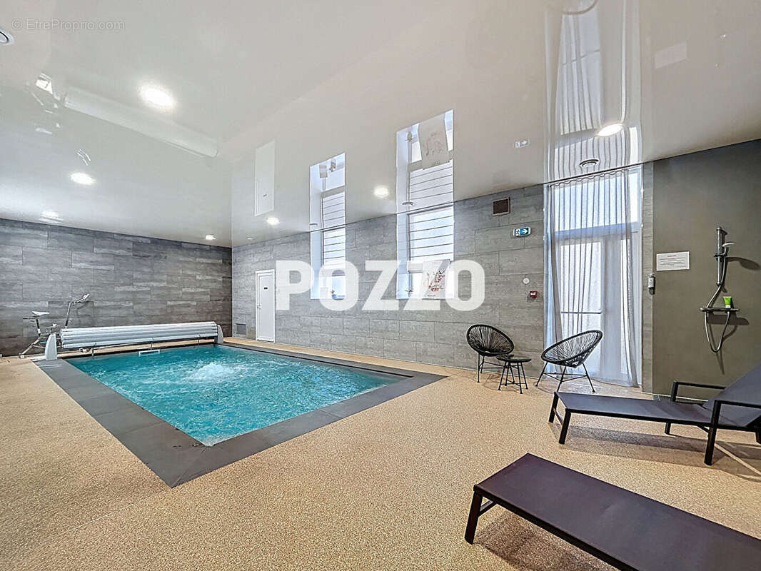 Commerce à BARNEVILLE-CARTERET