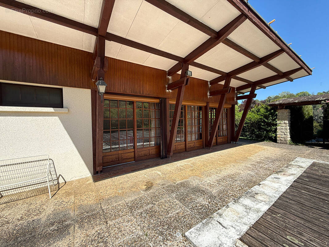 Maison à LONS-LE-SAUNIER
