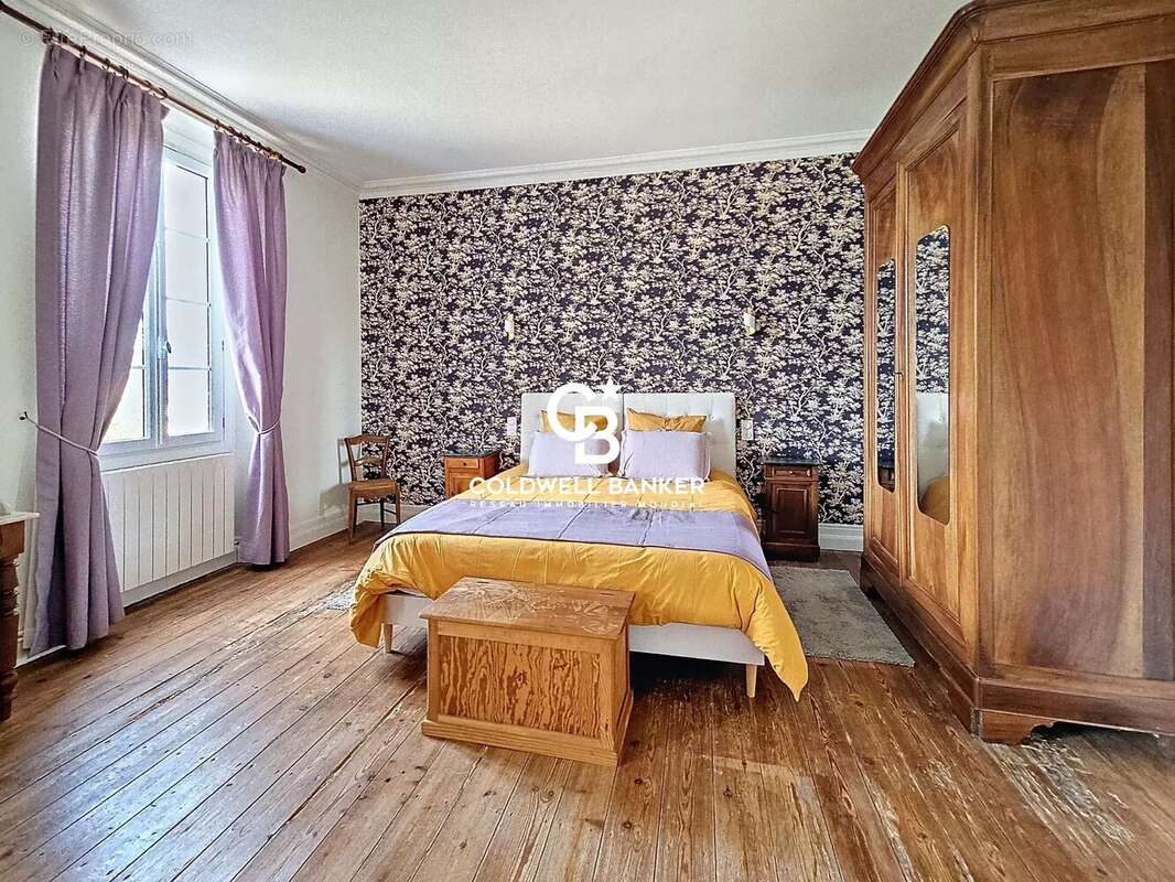 Maison à MORTAGNE-SUR-GIRONDE