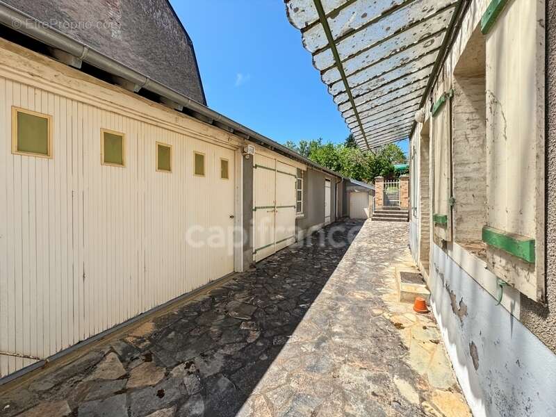 Maison à CHATILLON-EN-BAZOIS