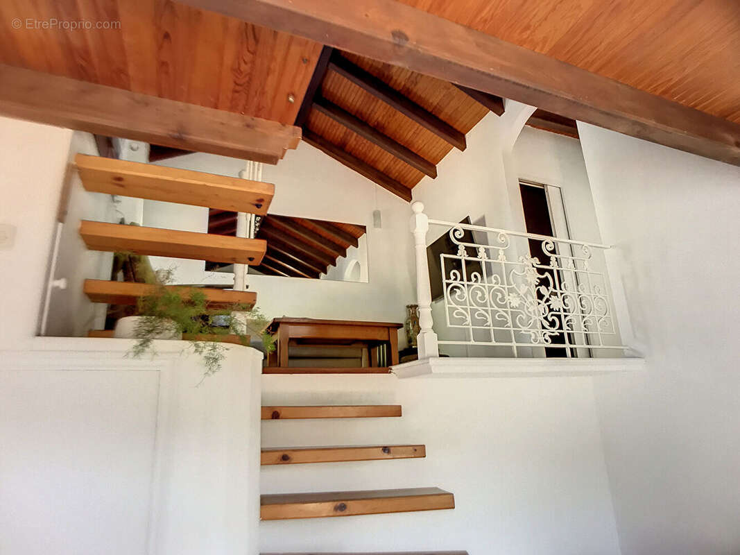 Maison à CALLIAN