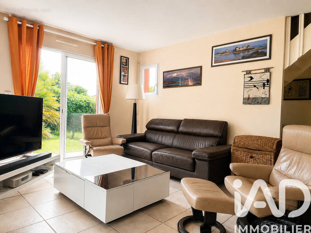 Photo 1 - Maison à TREGUIDEL